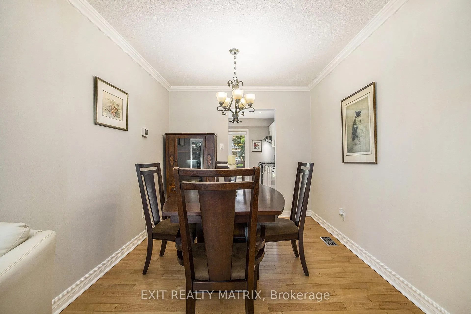 Photo 16 of 30 Glen Park Drive, Ottawa, Blackburn Hamlet (South) — HOMEH