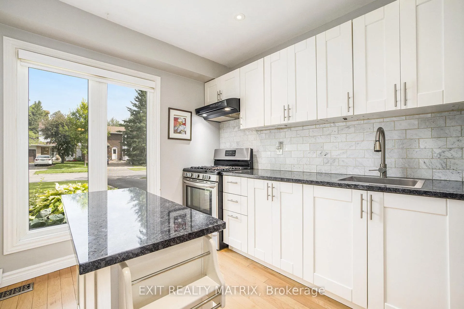 Photo 22 of 30 Glen Park Drive, Ottawa, Blackburn Hamlet (South) — HOMEH