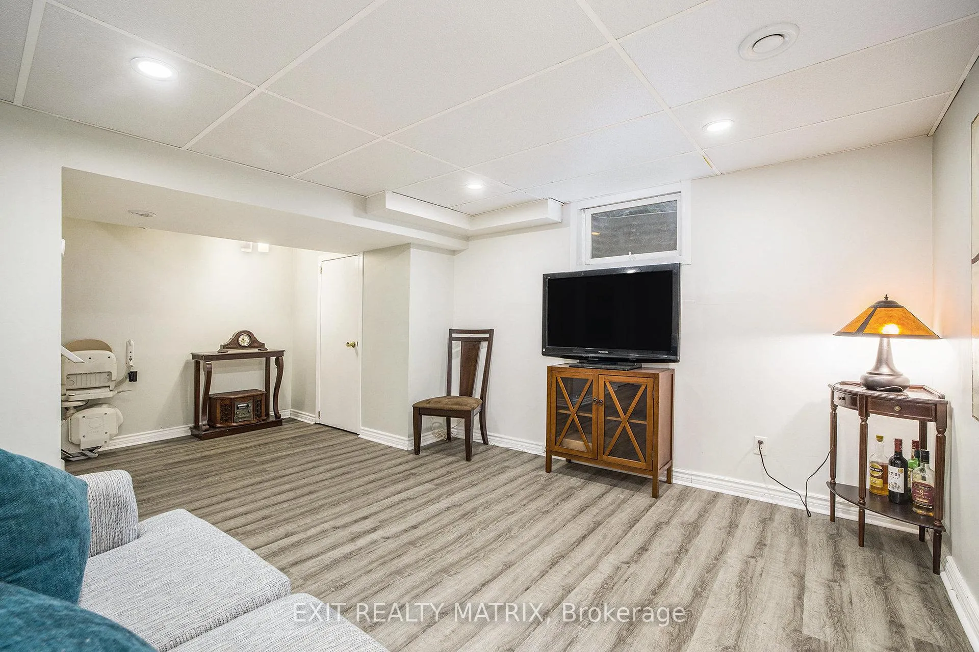 Photo 34 of 30 Glen Park Drive, Ottawa, Blackburn Hamlet (South) — HOMEH
