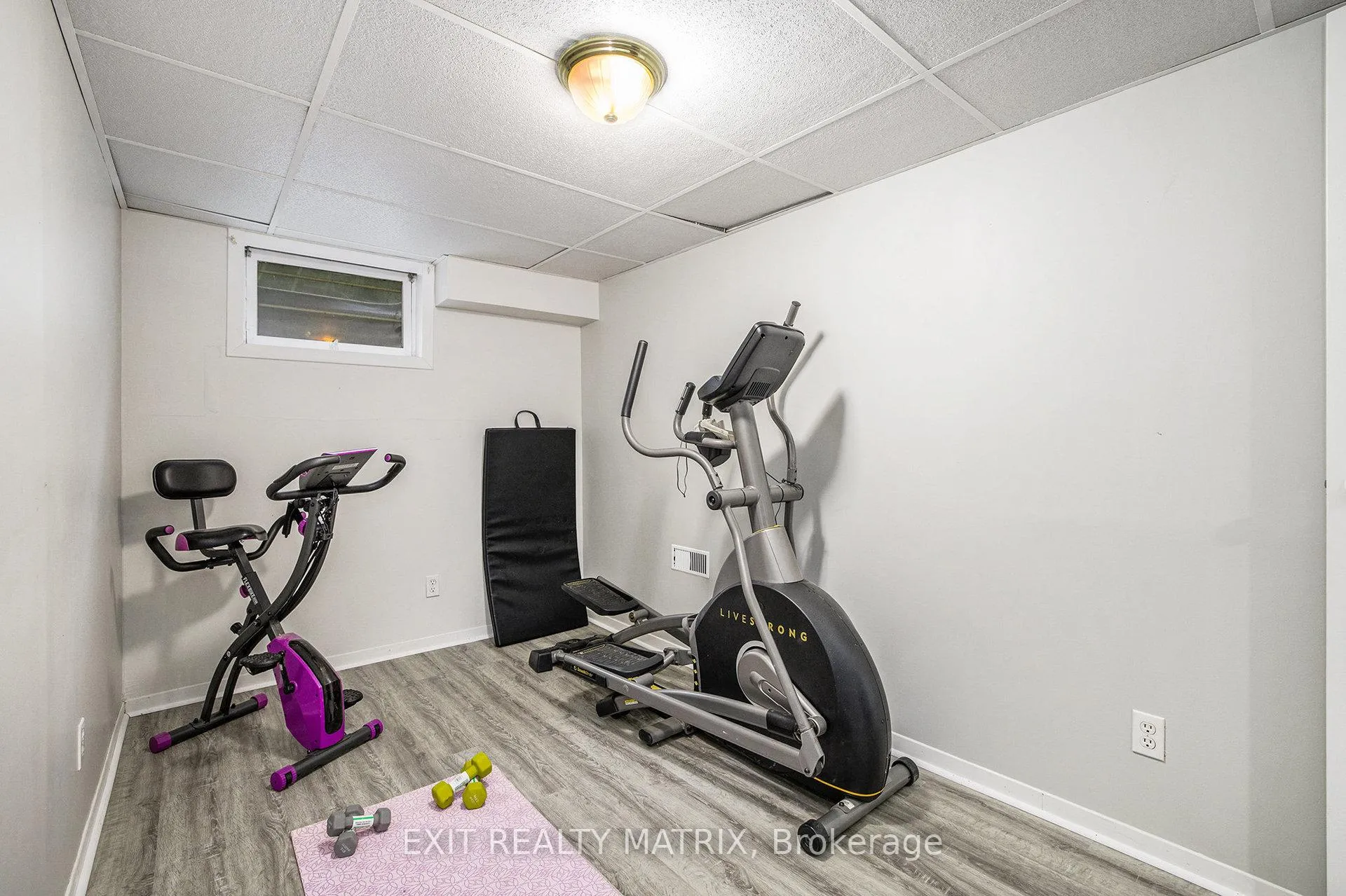 Photo 35 of 30 Glen Park Drive, Ottawa, Blackburn Hamlet (South) — HOMEH