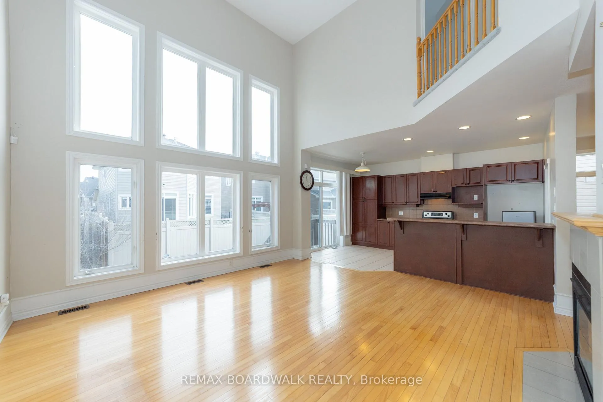 Photo 12 of 5090 North Bluff Drive, Ottawa, Riverside South/Gloucester Glen — HOMEH