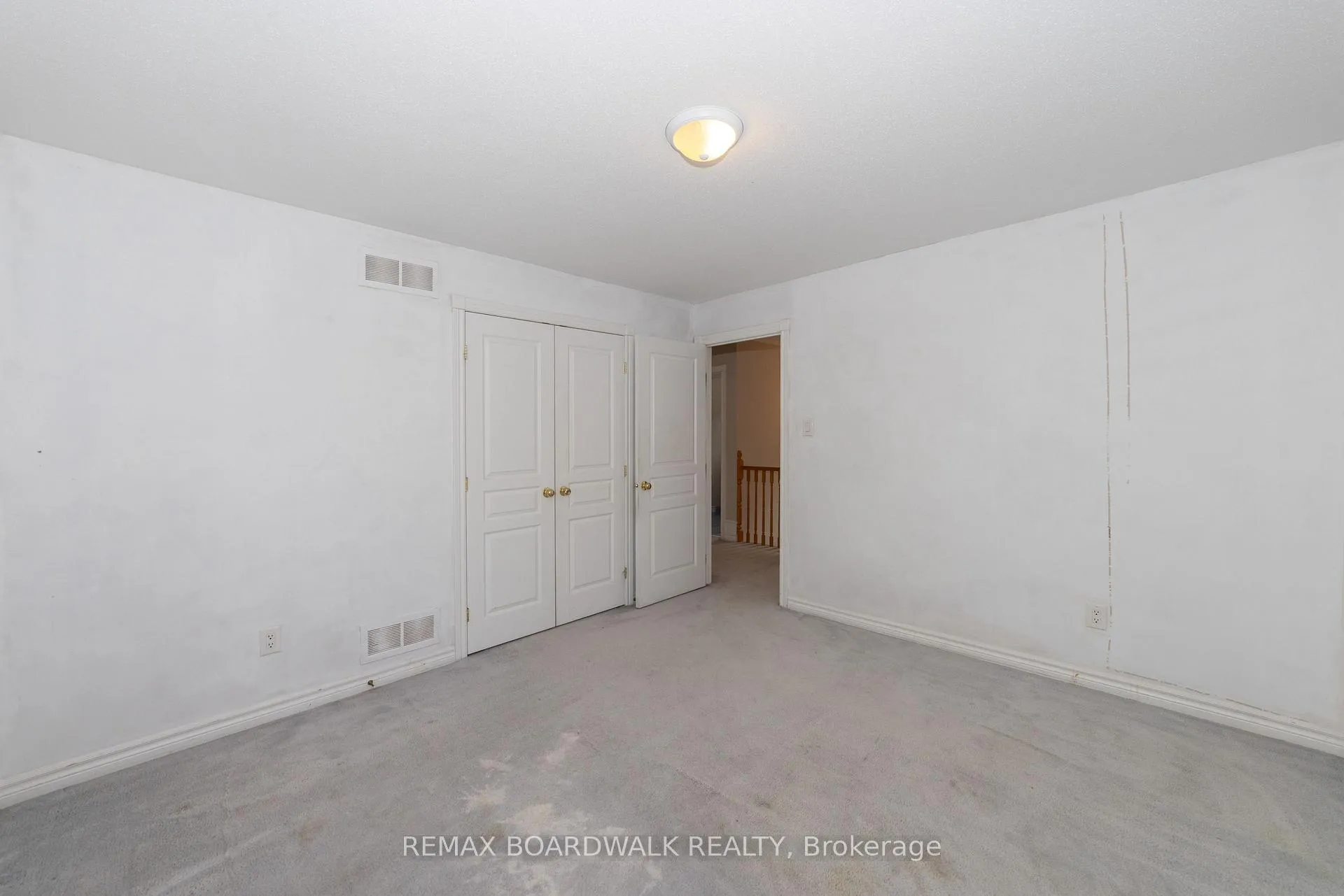 Photo 24 of 5090 North Bluff Drive, Ottawa, Riverside South/Gloucester Glen — HOMEH