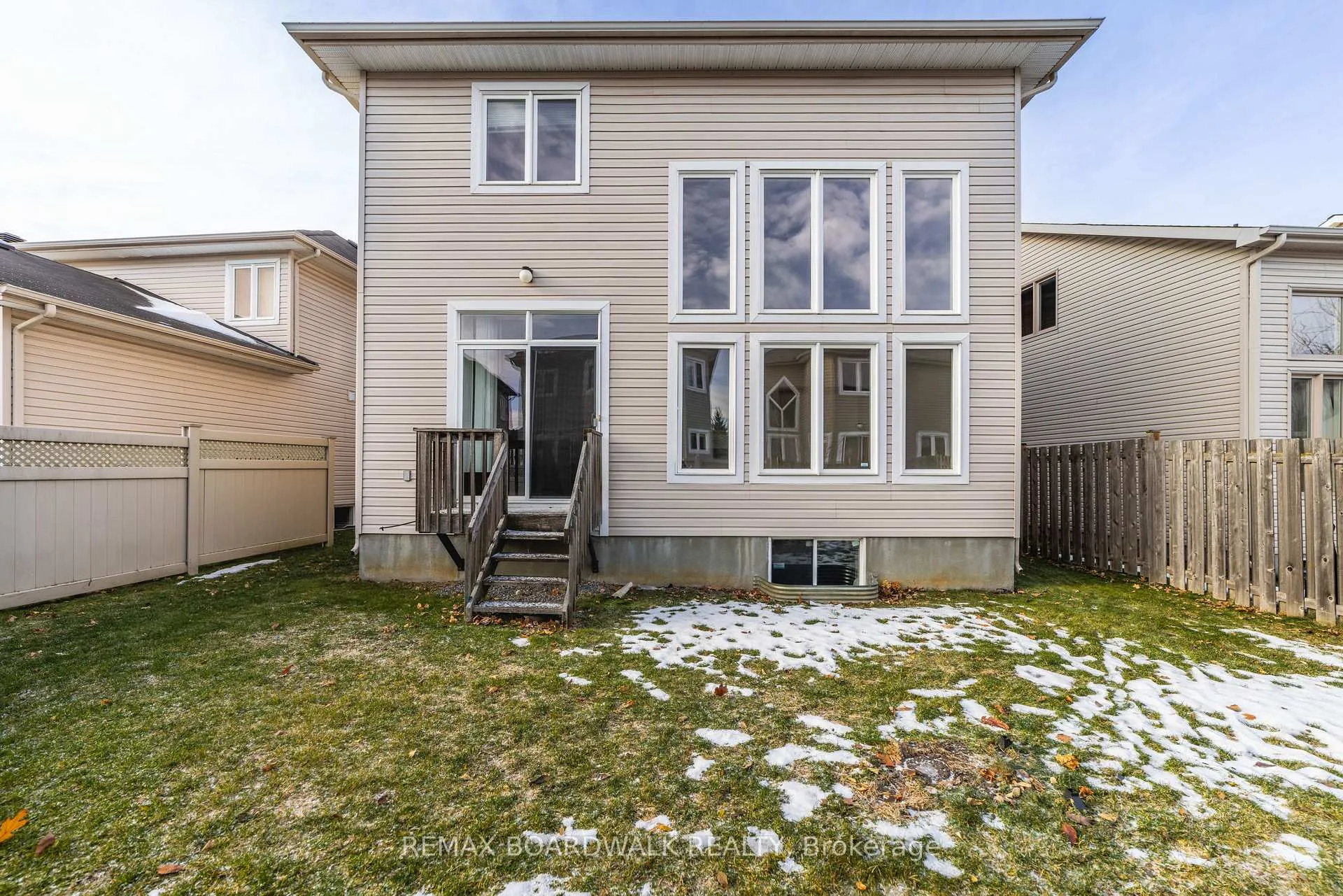 Photo 33 of 5090 North Bluff Drive, Ottawa, Riverside South/Gloucester Glen — HOMEH