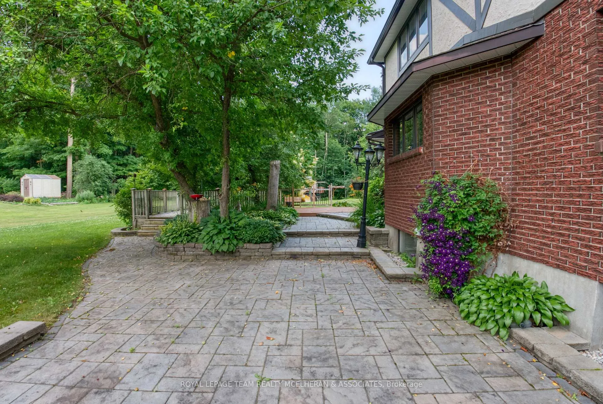 Photo 4 of 8 Woodsia Avenue, Ottawa, Cedar Hill/Orchard Estates — HOMEH