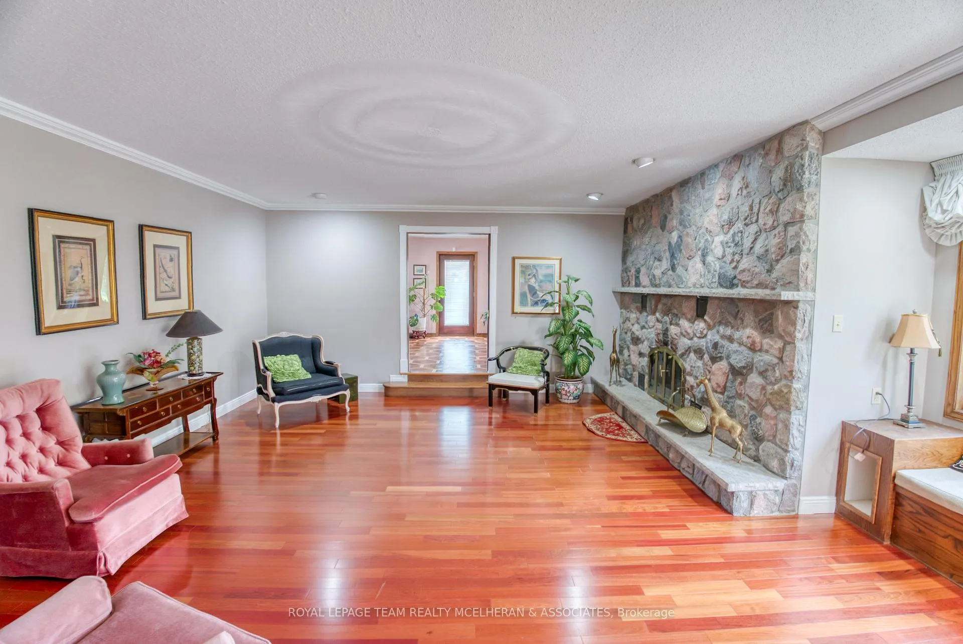 Photo 39 of 8 Woodsia Avenue, Ottawa, Cedar Hill/Orchard Estates — HOMEH