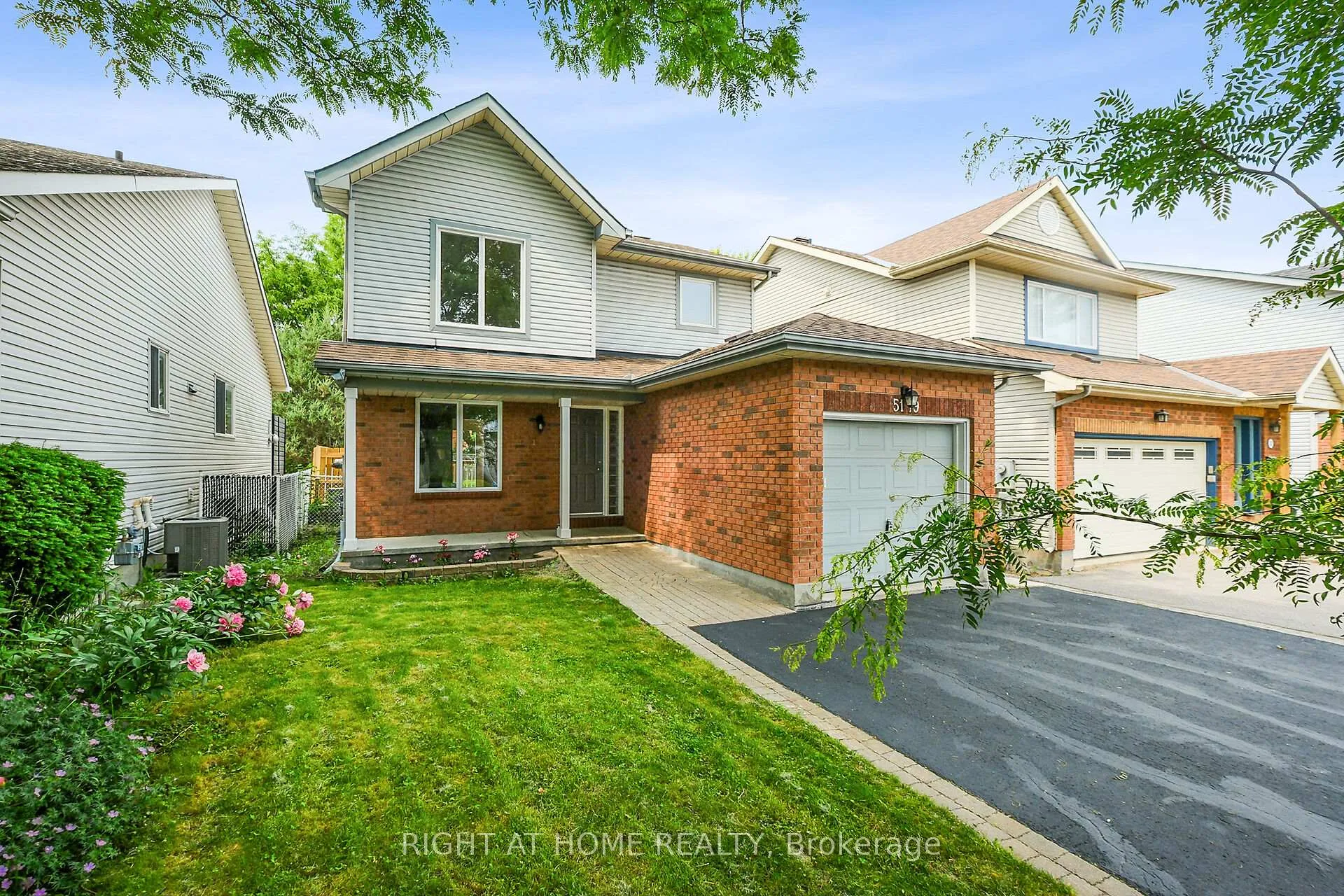 Photo 3 of 5119 Lerner Way, Ottawa, Beacon Hill South — HOMEH
