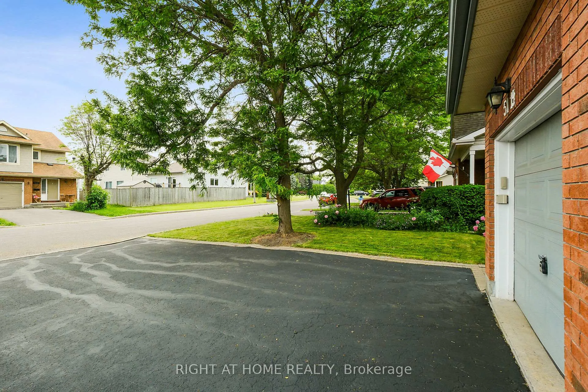 Photo 14 of 5119 Lerner Way, Ottawa, Beacon Hill South — HOMEH