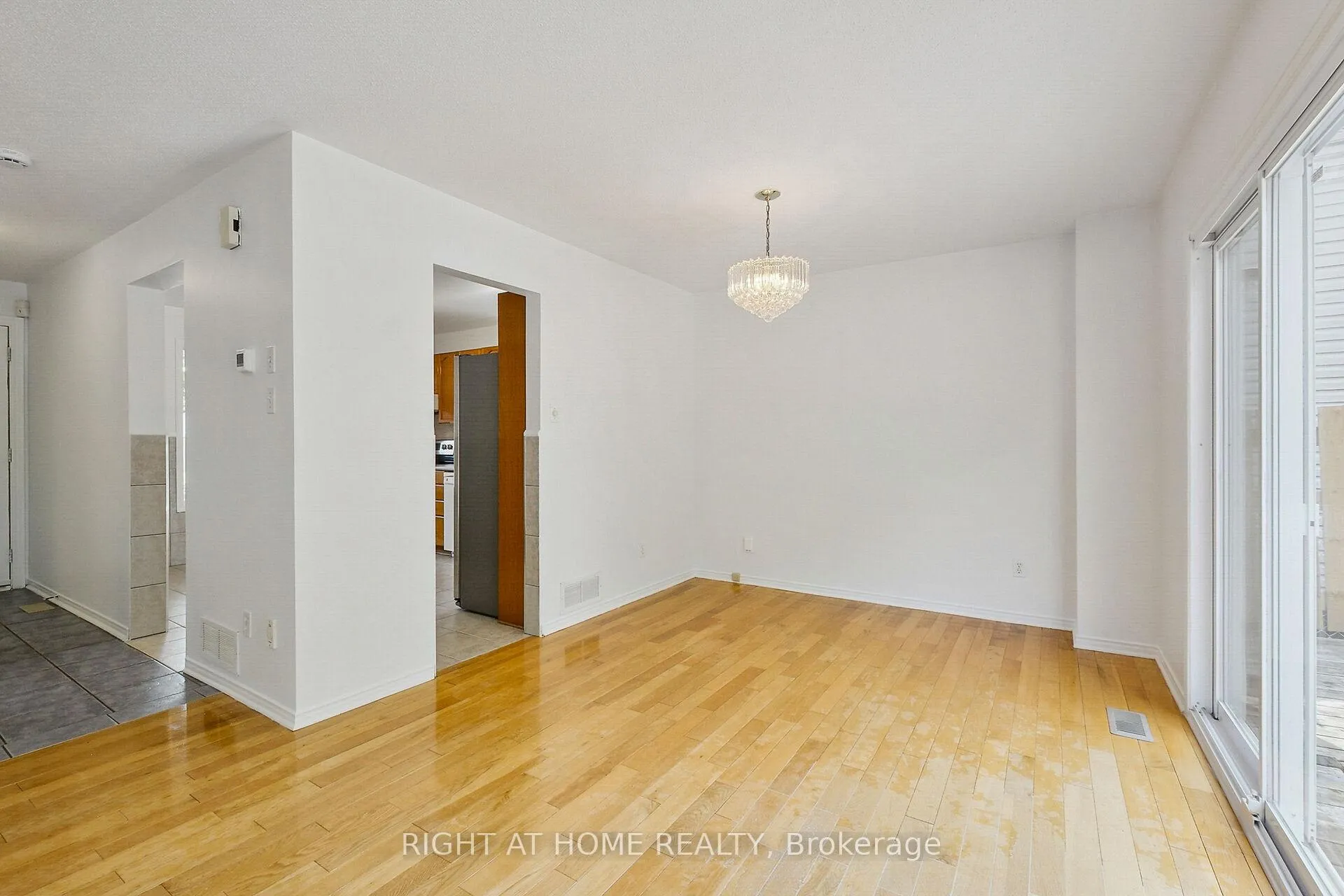 Photo 43 of 5119 Lerner Way, Ottawa, Beacon Hill South — HOMEH