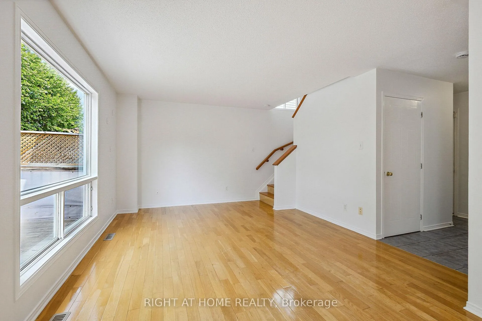 Photo 46 of 5119 Lerner Way, Ottawa, Beacon Hill South — HOMEH