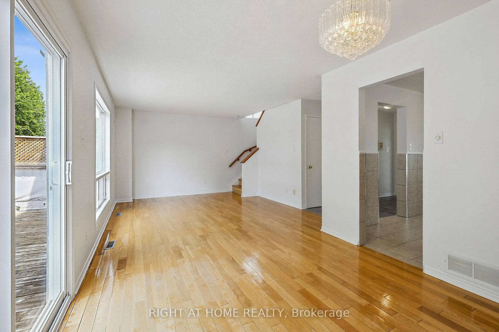 Photo 49 of 5119 Lerner Way, Ottawa, Beacon Hill South — HOMEH