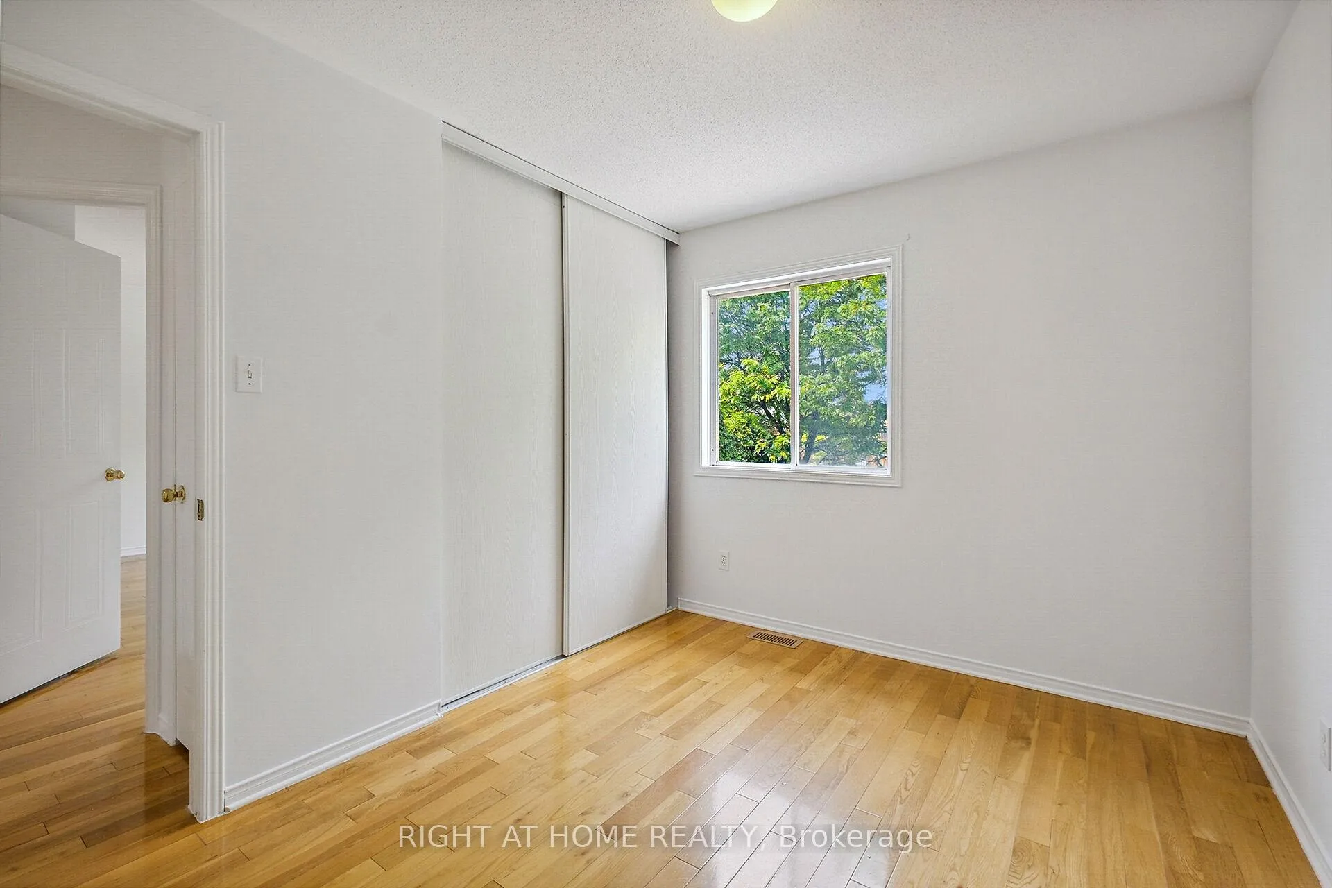 Photo 123 of 5119 Lerner Way, Ottawa, Beacon Hill South — HOMEH