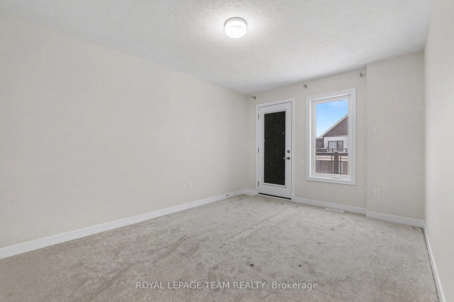 Photo 5 of 334 Catsfoot Walk, Ottawa, Barrhaven - Half Moon Bay — HOMEH