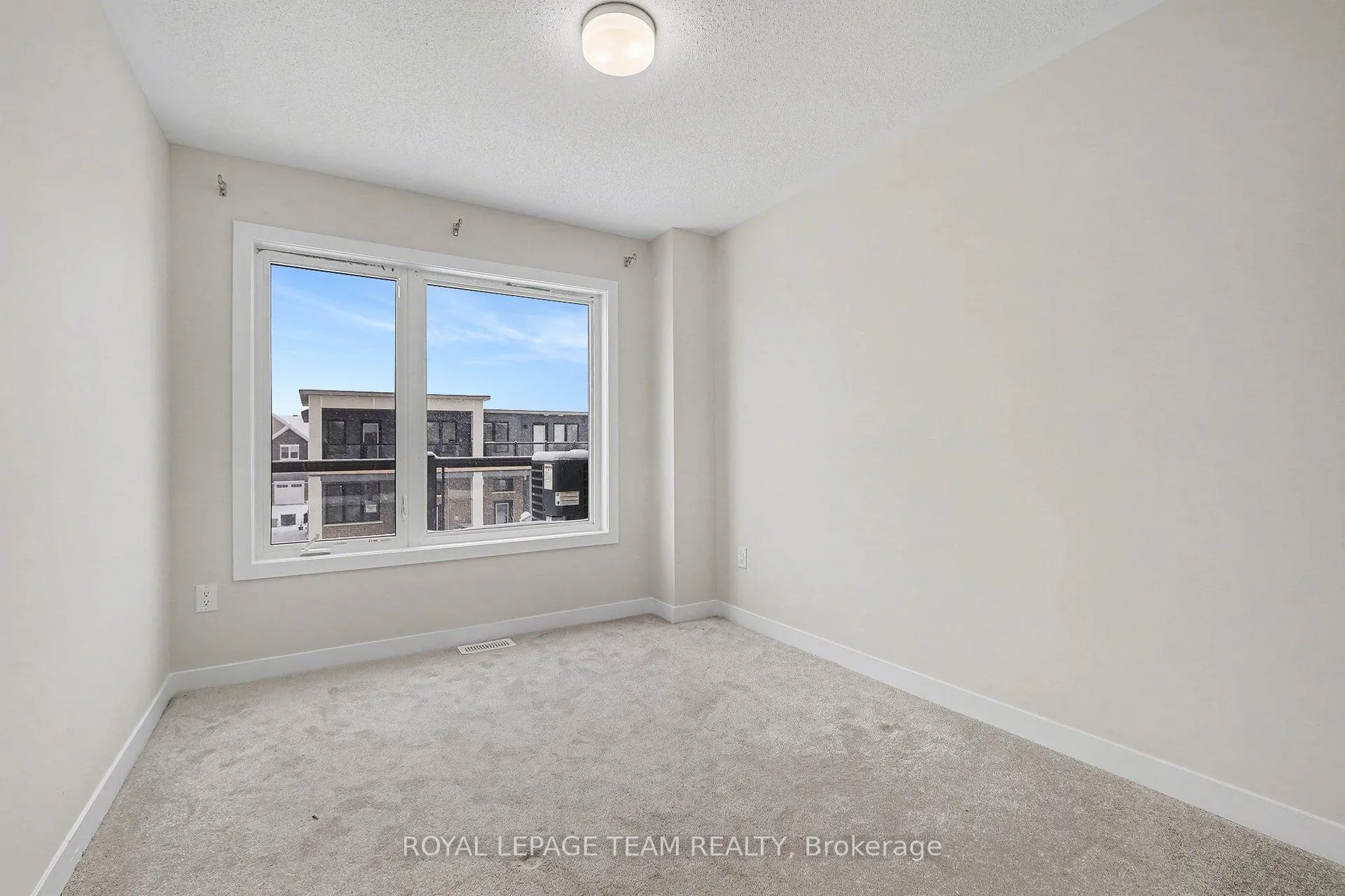 Photo 8 of 334 Catsfoot Walk, Ottawa, Barrhaven - Half Moon Bay — HOMEH