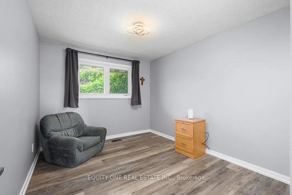 Photo 17 of 1041 Wiseman Crescent, Ottawa, Riverside Park — HOMEH