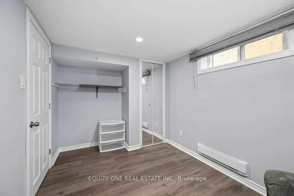 Photo 24 of 1041 Wiseman Crescent, Ottawa, Riverside Park — HOMEH