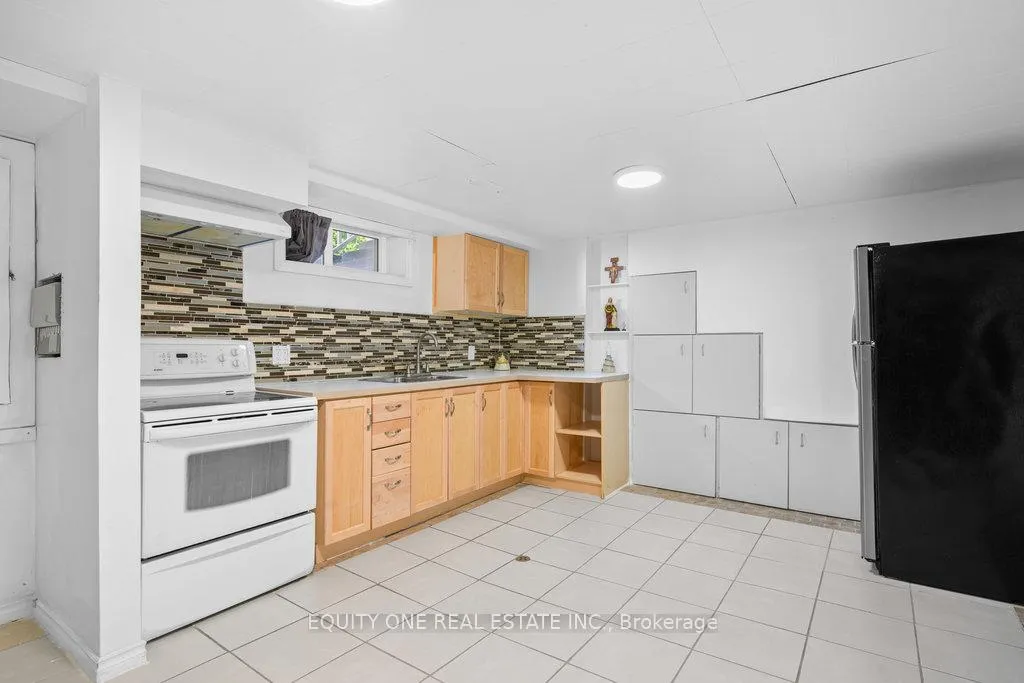 Photo 27 of 1041 Wiseman Crescent, Ottawa, Riverside Park — HOMEH