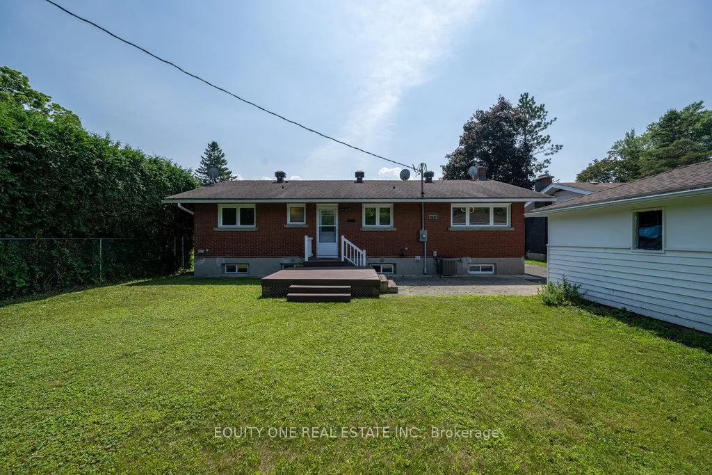 Photo 30 of 1041 Wiseman Crescent, Ottawa, Riverside Park — HOMEH