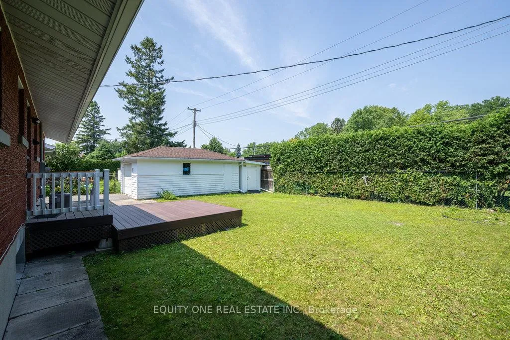 Photo 31 of 1041 Wiseman Crescent, Ottawa, Riverside Park — HOMEH
