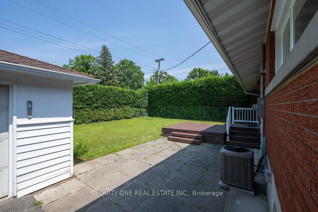 Photo 32 of 1041 Wiseman Crescent, Ottawa, Riverside Park — HOMEH