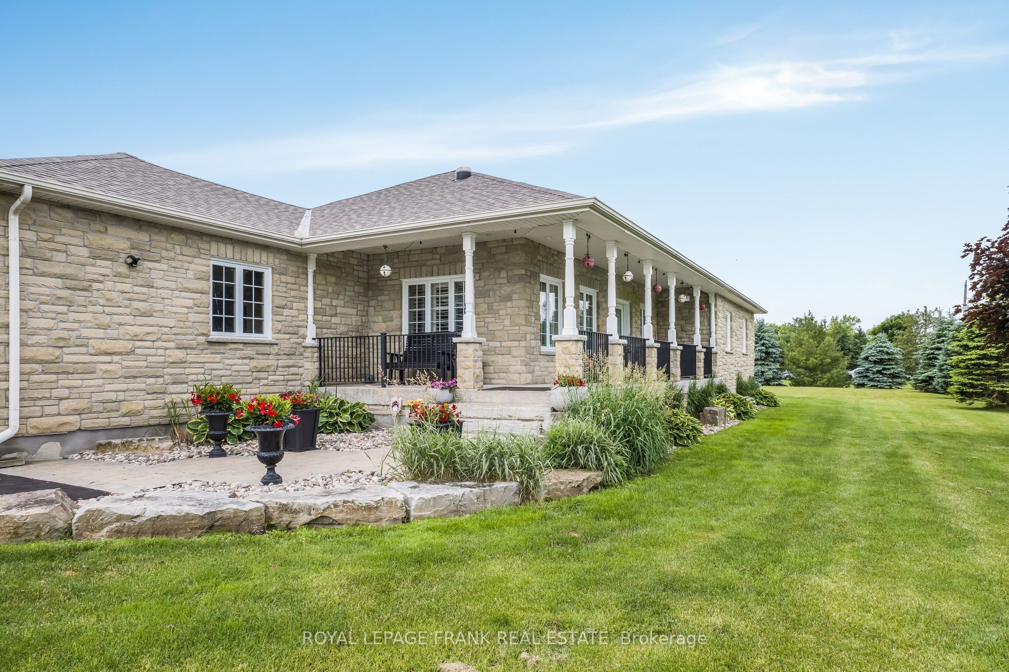Photo 48 of 64 Suggitt Drive, Scugog, Rural Scugog — HOMEH