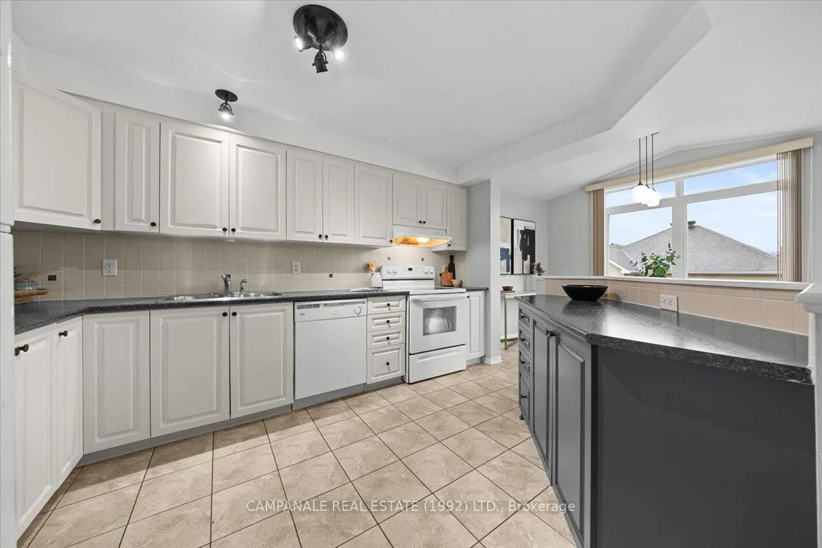 Photo 33 of 100 Wolff Crescent, Arnprior — HOMEH