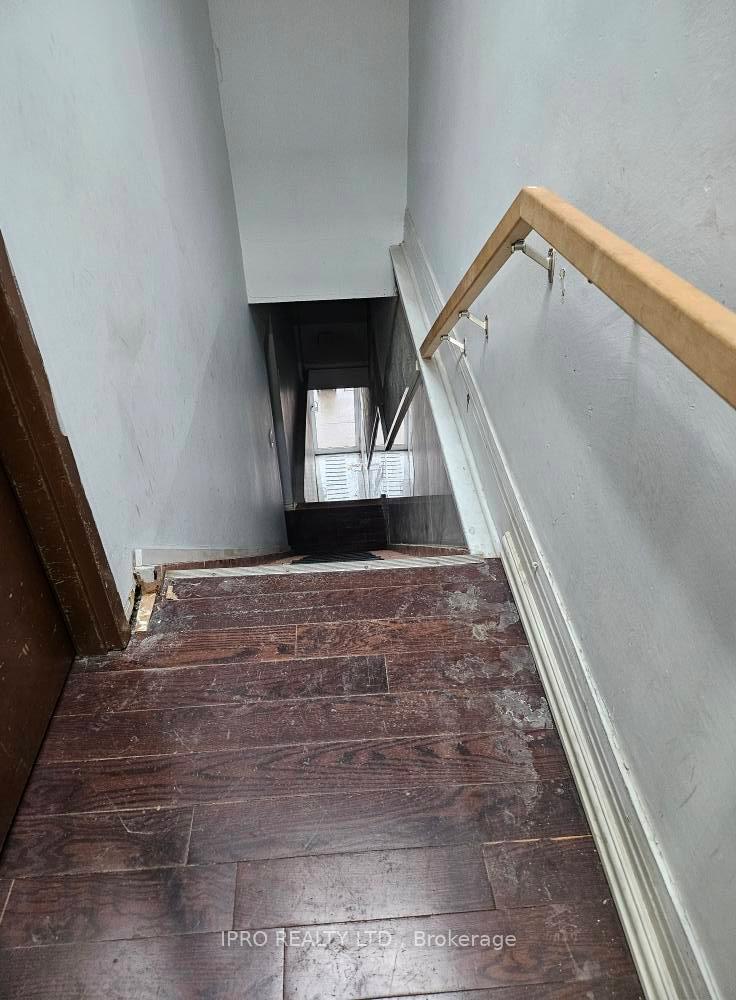 Photo 6 of Unit 302, 1118 College Street, Toronto, Dufferin Grove — HOMEH