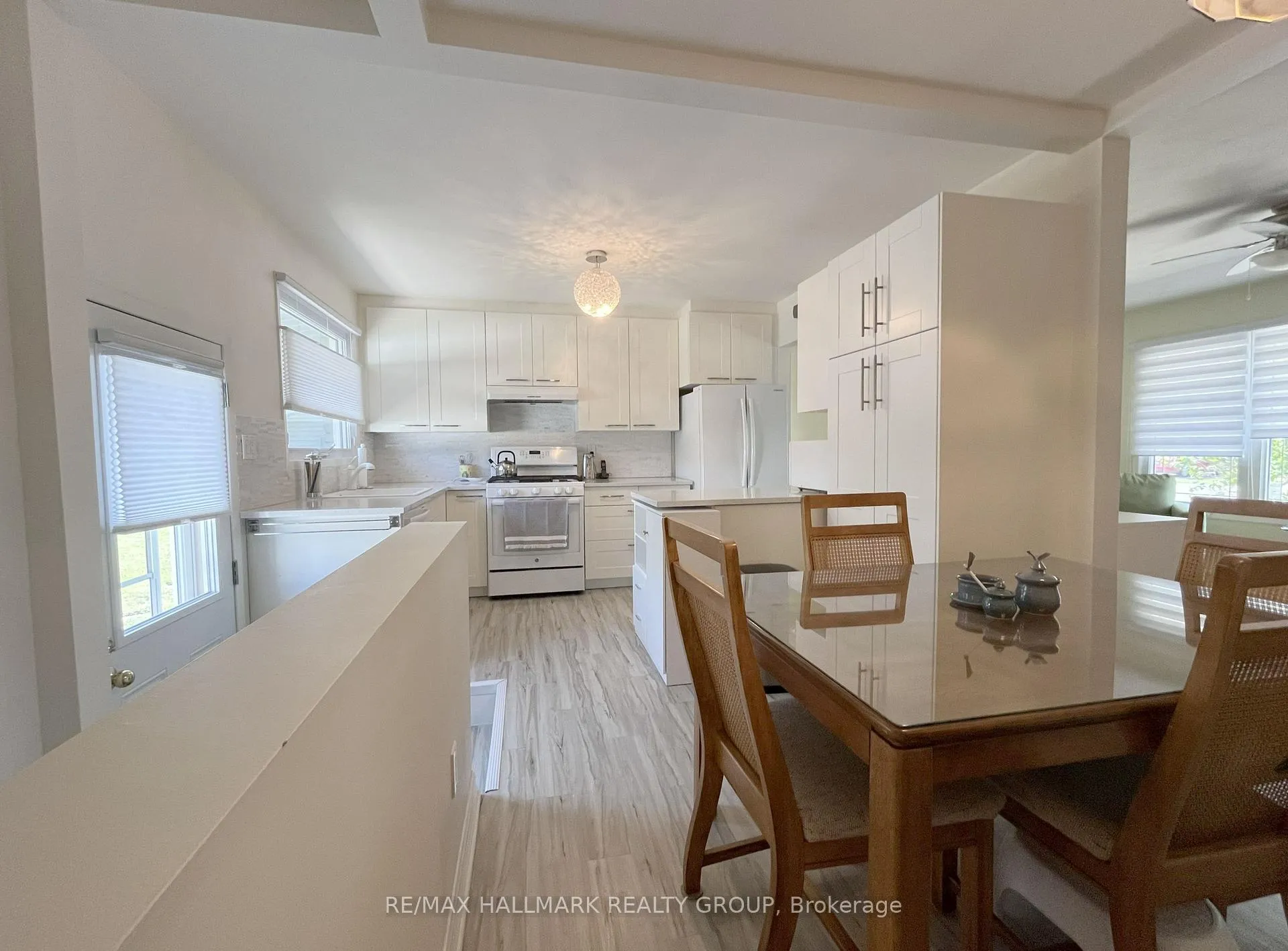 Photo 58 of 22 Harwick Crescent, Ottawa, Lynwood Village — HOMEH