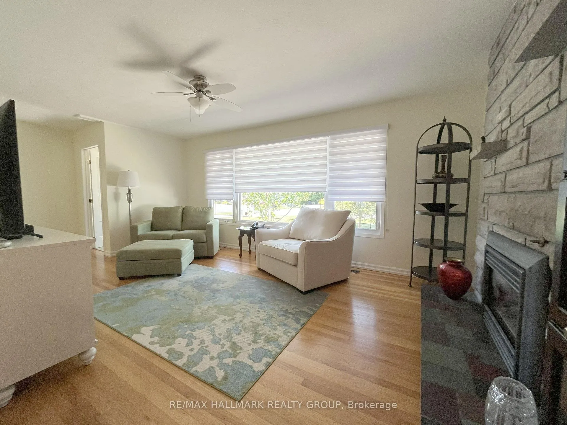 Photo 96 of 22 Harwick Crescent, Ottawa, Lynwood Village — HOMEH