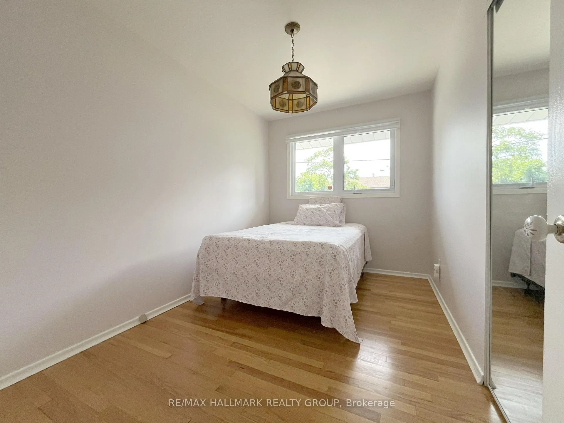 Photo 160 of 22 Harwick Crescent, Ottawa, Lynwood Village — HOMEH