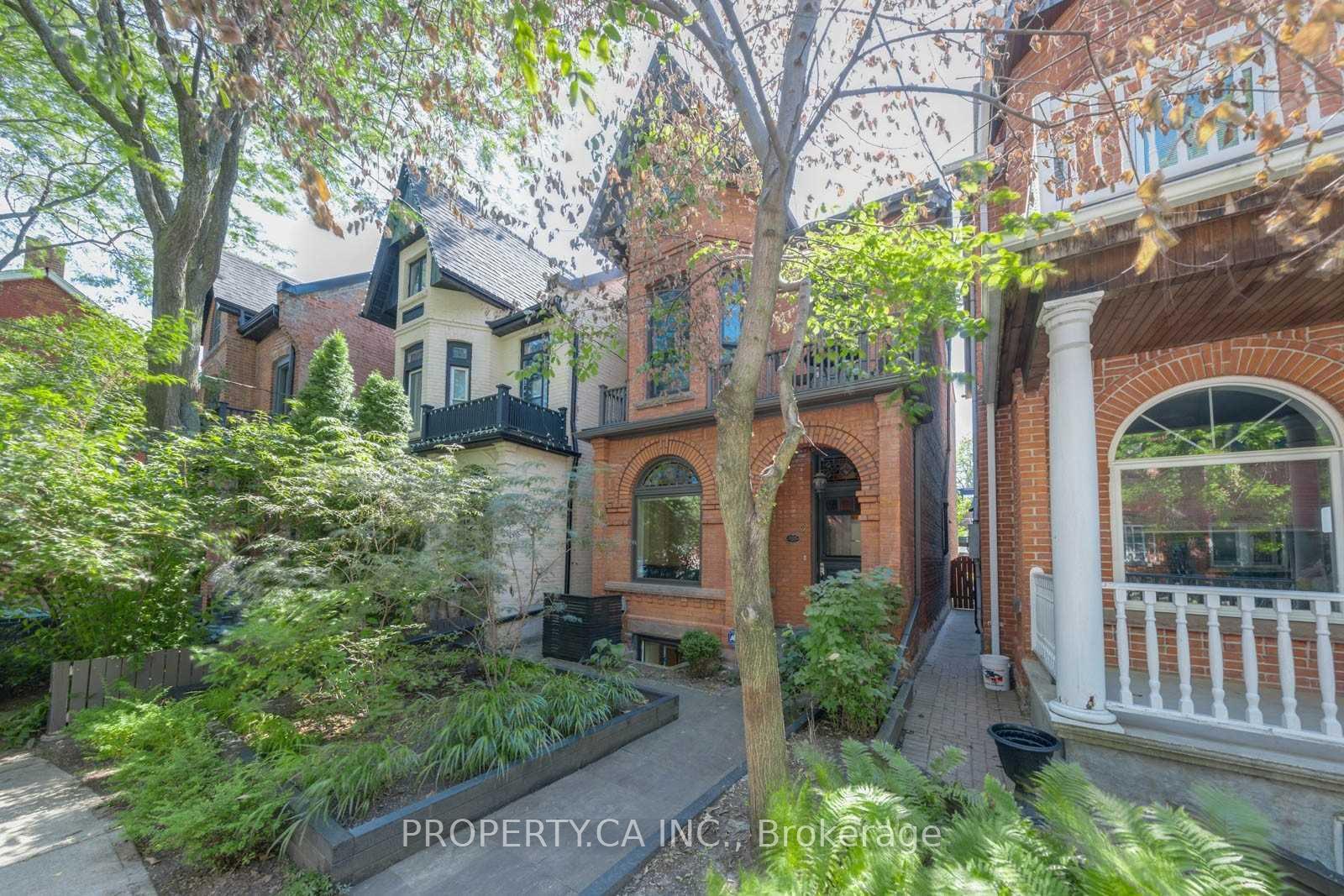 Photo 1 of 9 Mackenzie Crescent, Toronto, Little Portugal — HOMEH