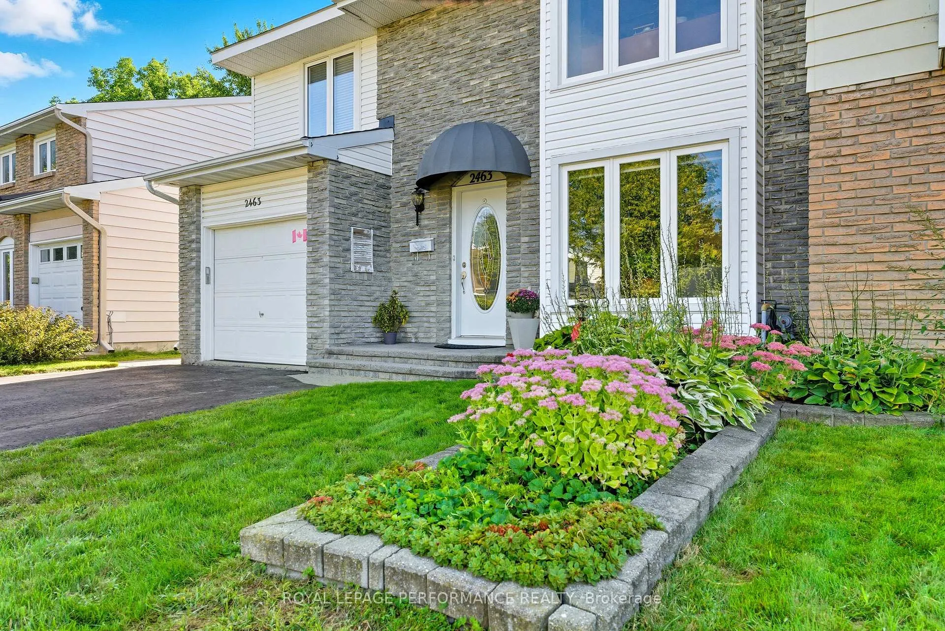 Photo 4 of 2463 Orient Park Drive, Ottawa, Blackburn Hamlet (South) — HOMEH