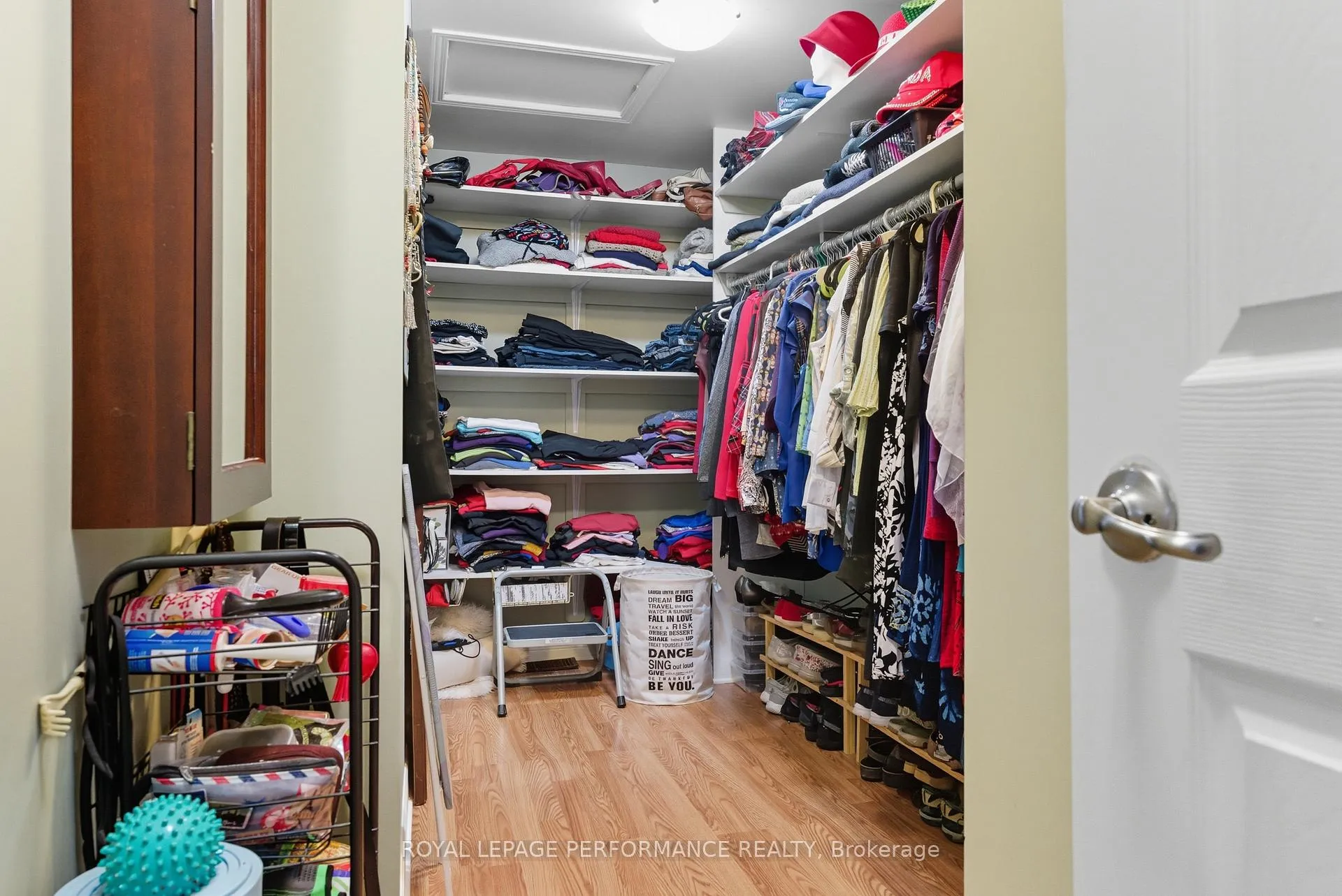 Photo 22 of 2463 Orient Park Drive, Ottawa, Blackburn Hamlet (South) — HOMEH