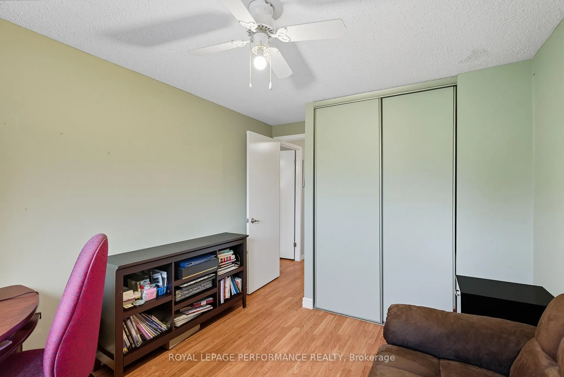 Photo 24 of 2463 Orient Park Drive, Ottawa, Blackburn Hamlet (South) — HOMEH