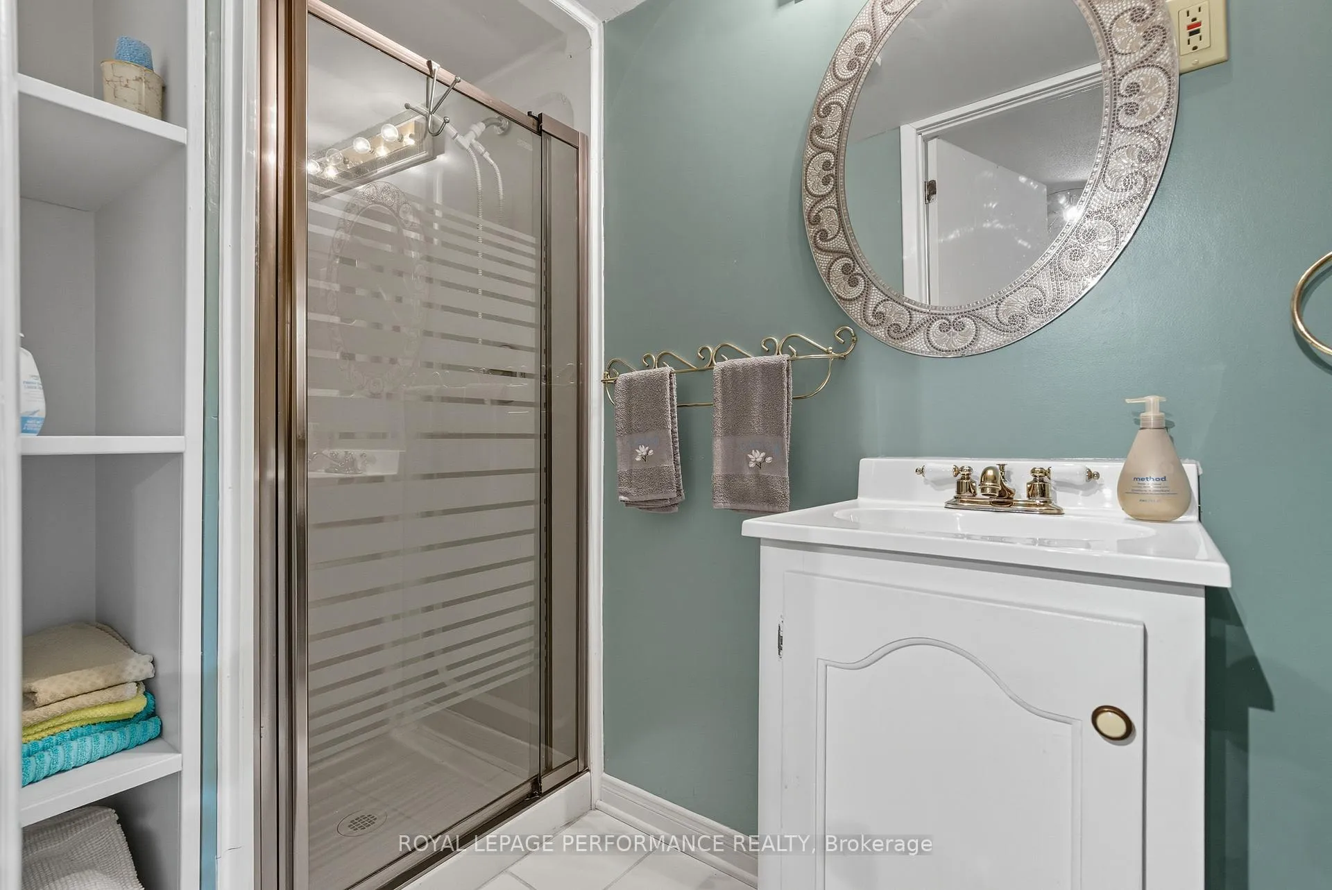 Photo 31 of 2463 Orient Park Drive, Ottawa, Blackburn Hamlet (South) — HOMEH
