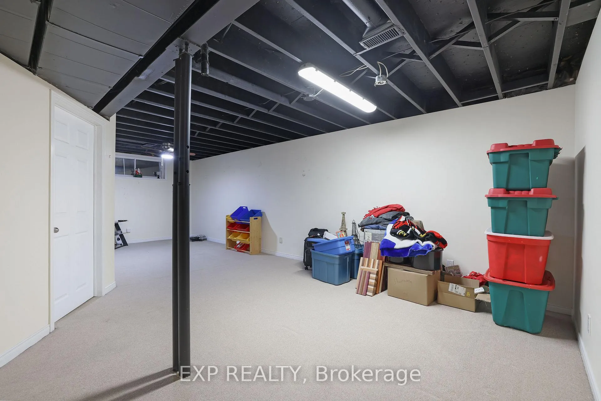 Photo 15 of 19 Wittingham Drive, Ottawa, Barrhaven East — HOMEH
