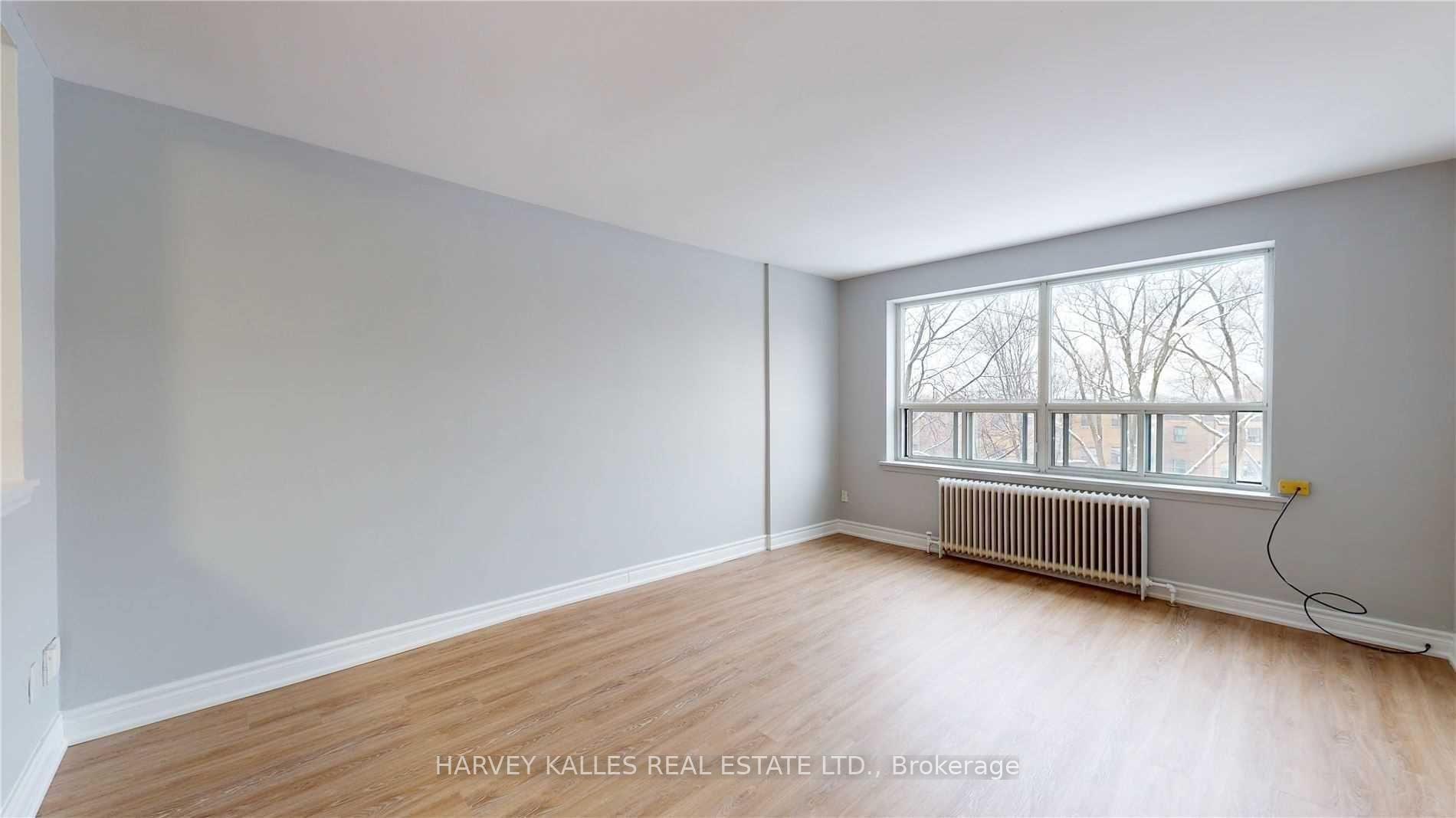 Front of Unit 111, 31 Clearview Heights