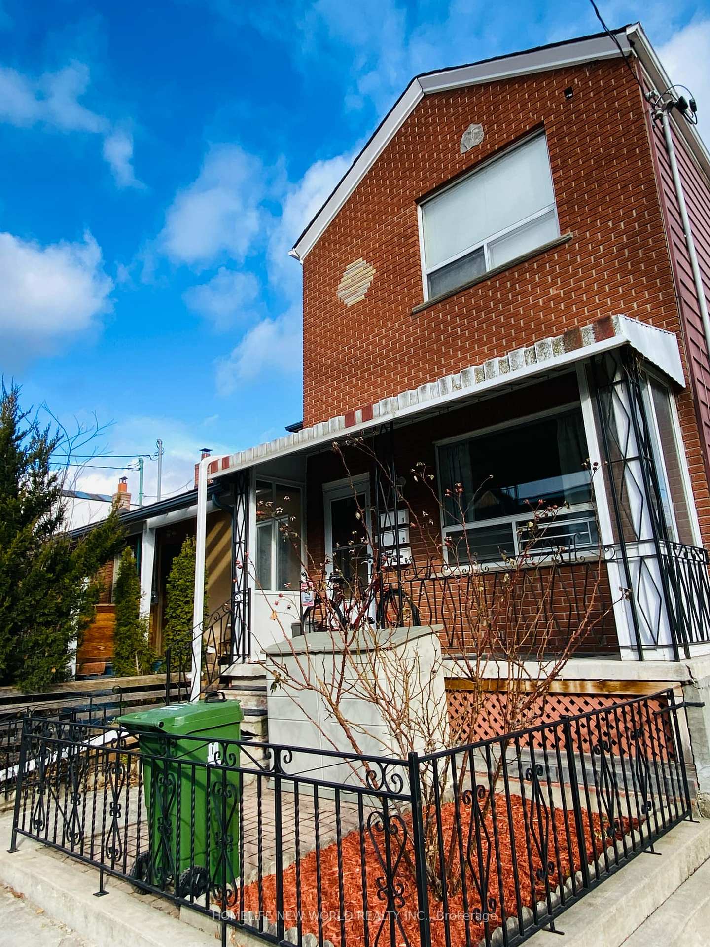 Photo 1 of Unit 1, 199 Bellwoods Avenue, Toronto, Trinity-Bellwoods — HOMEH