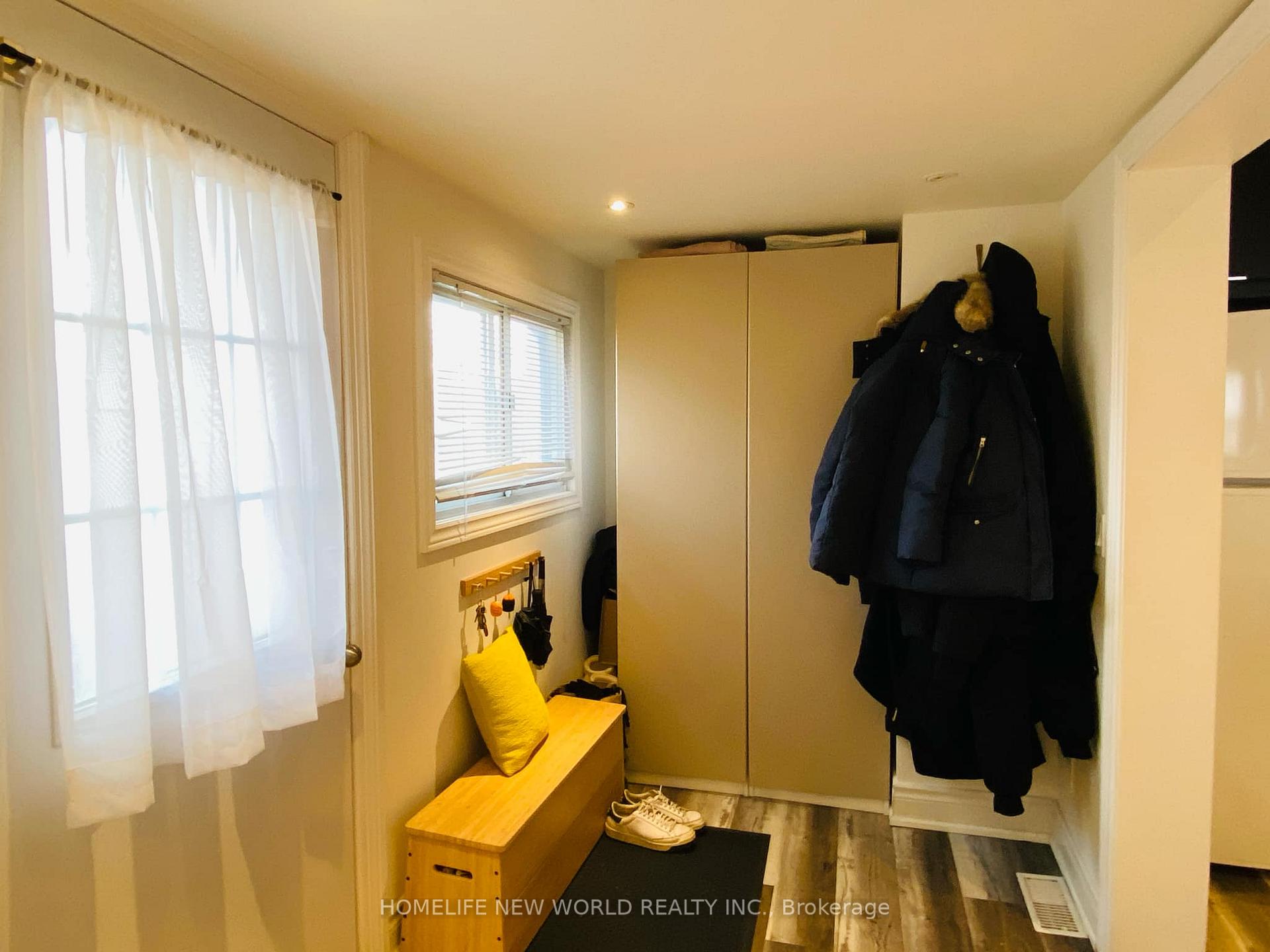 Photo 2 of Unit 1, 199 Bellwoods Avenue, Toronto, Trinity-Bellwoods — HOMEH