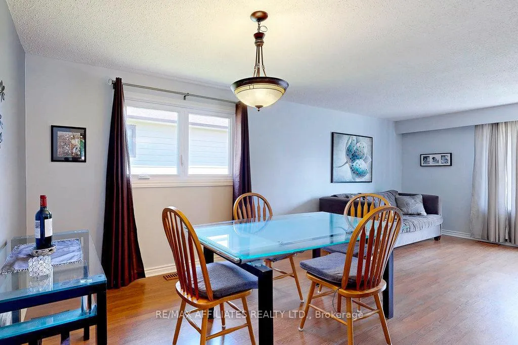 Photo 43 of 22 Red Maple Crescent, Ottawa, Blackburn Hamlet — HOMEH