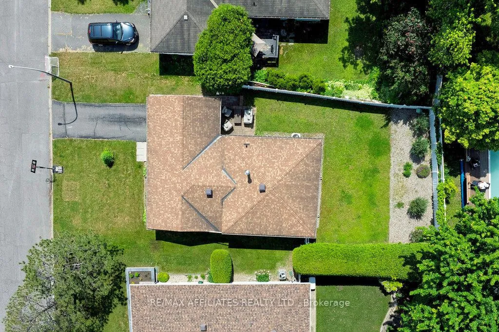 Photo 96 of 22 Red Maple Crescent, Ottawa, Blackburn Hamlet — HOMEH