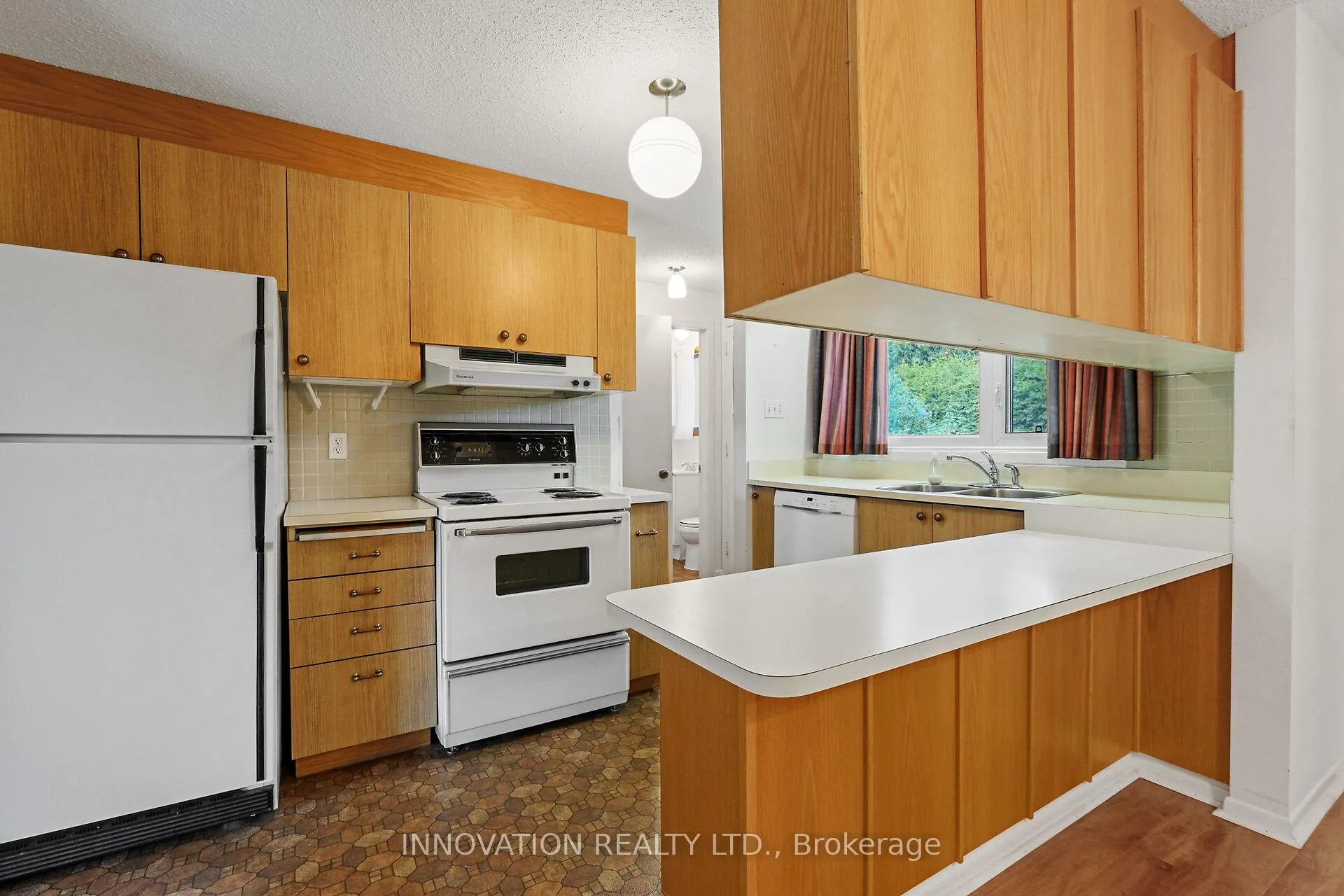 Photo 62 of 1871 Greenacre Crescent, Ottawa, Beacon Hill South — HOMEH