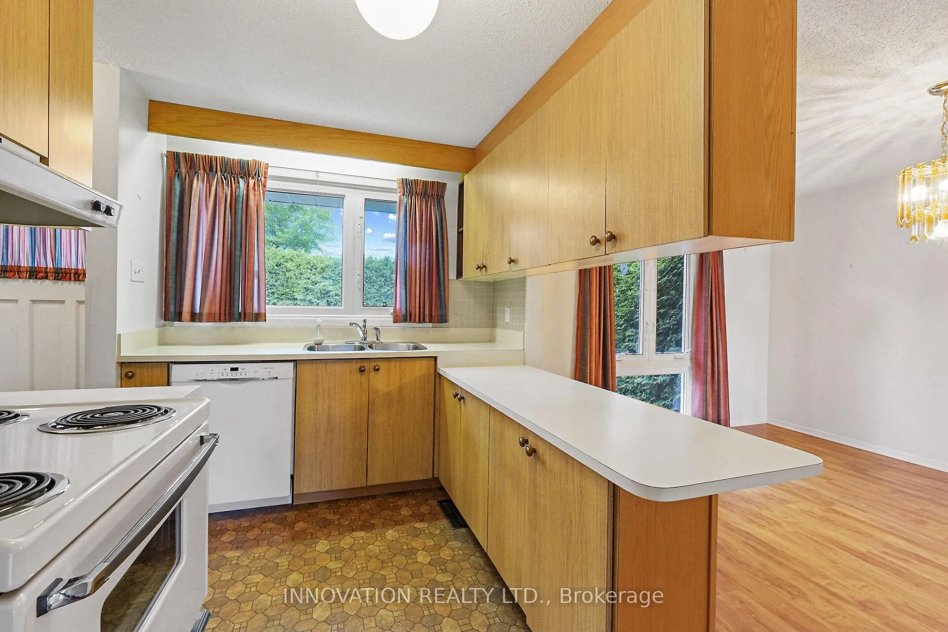Photo 64 of 1871 Greenacre Crescent, Ottawa, Beacon Hill South — HOMEH