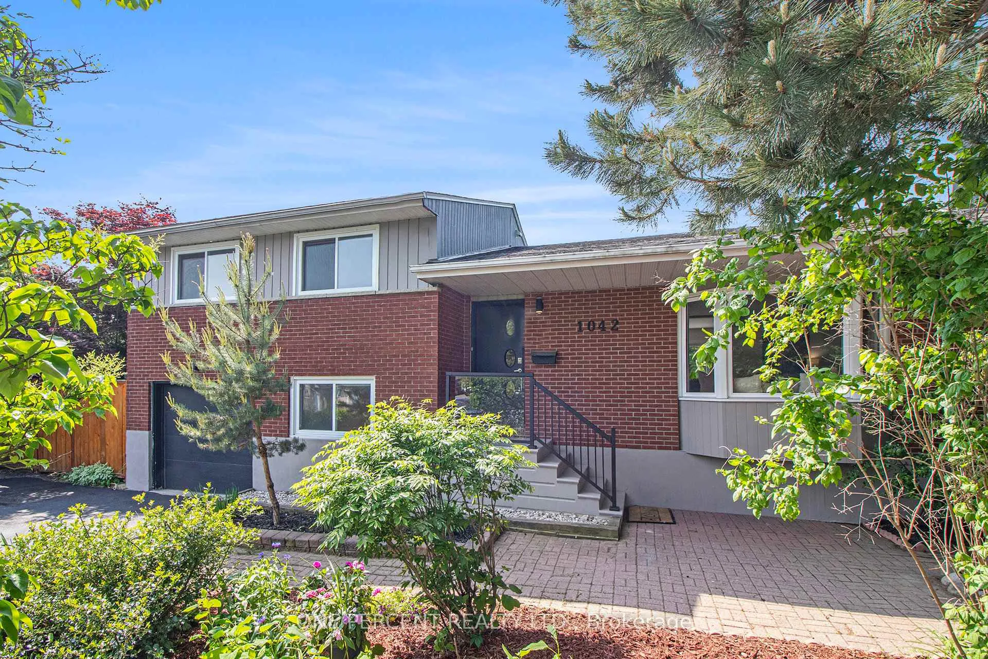 Front of 1042 Harkness Avenue