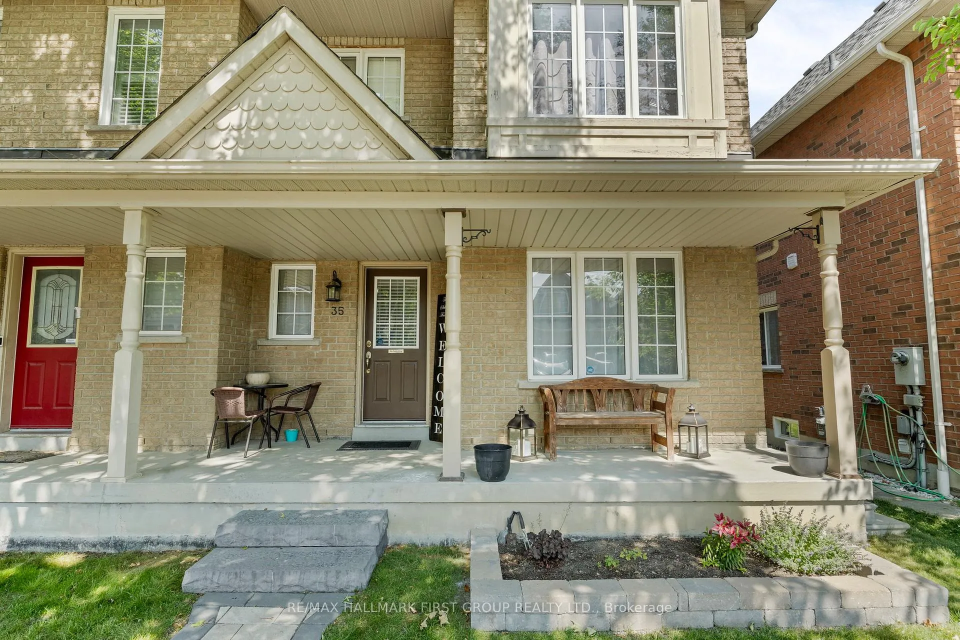 Photo 2 of 35 Salt Drive, Ajax, South East — HOMEH