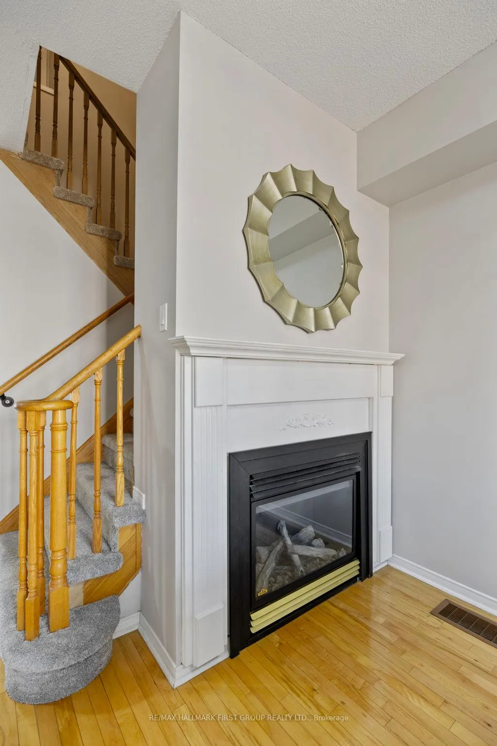 Photo 13 of 35 Salt Drive, Ajax, South East — HOMEH