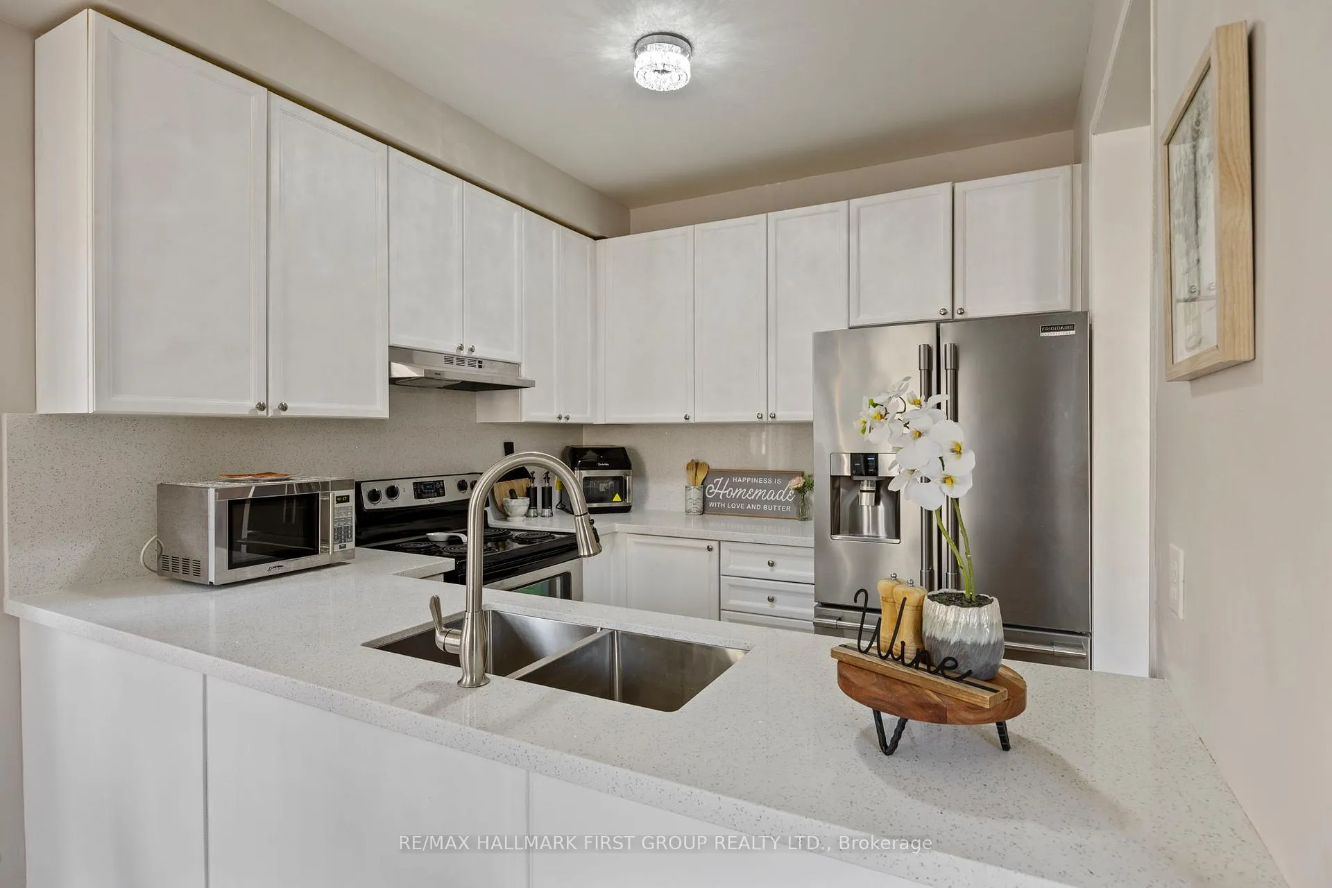 Photo 16 of 35 Salt Drive, Ajax, South East — HOMEH