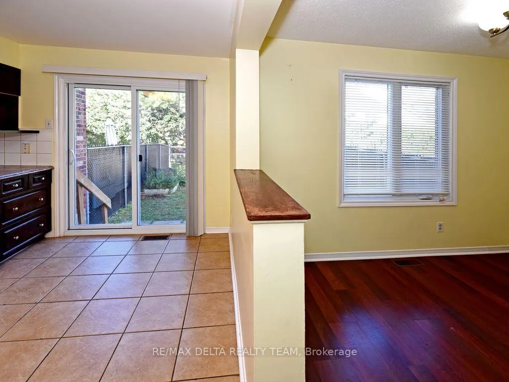 Photo 6 of 138 Montana Way, Ottawa, Barrhaven - Longfields — HOMEH