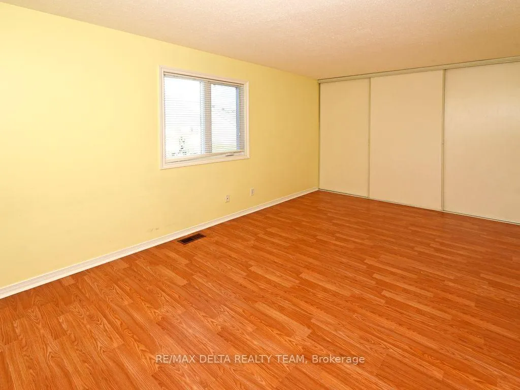 Photo 15 of 138 Montana Way, Ottawa, Barrhaven - Longfields — HOMEH