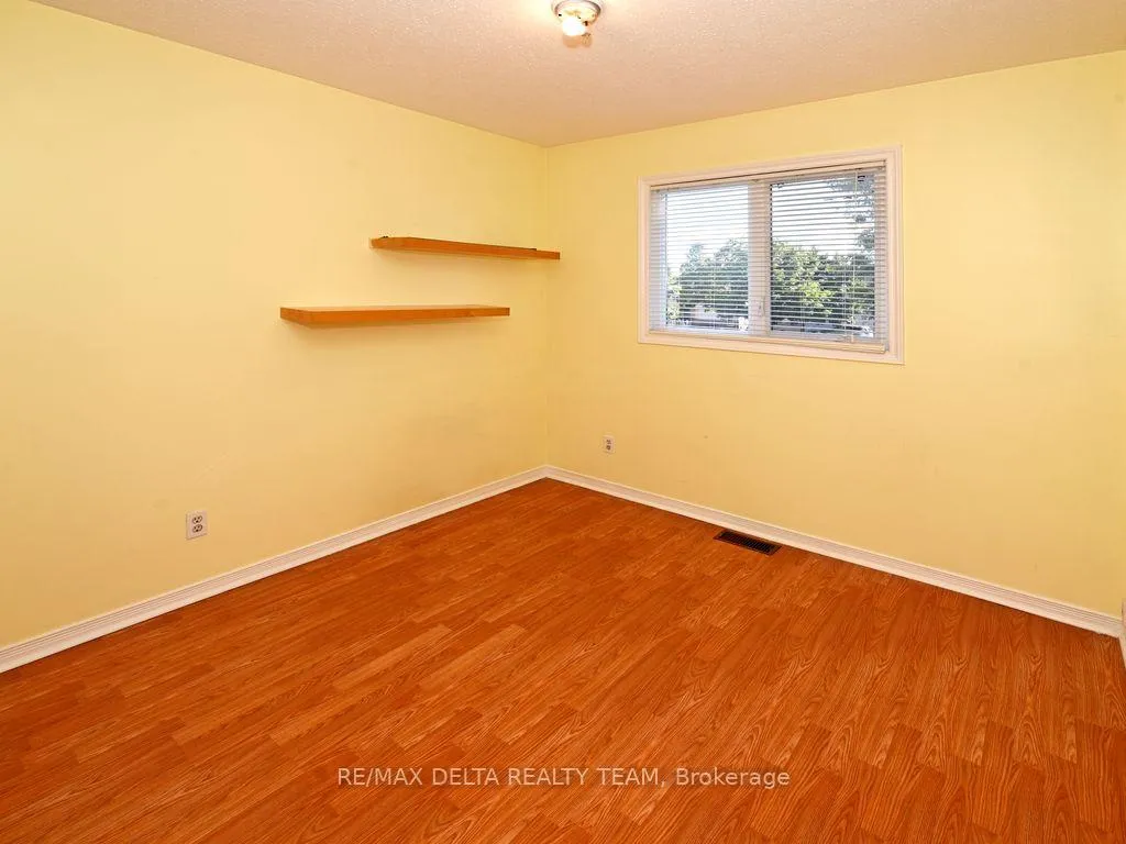 Photo 17 of 138 Montana Way, Ottawa, Barrhaven - Longfields — HOMEH