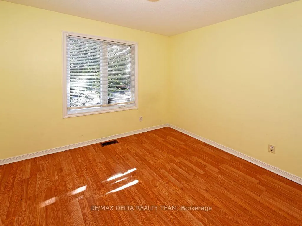 Photo 18 of 138 Montana Way, Ottawa, Barrhaven - Longfields — HOMEH